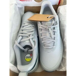 Nike Air Max Nuaxis, New in box, size 8.5 Men’s/ 10 women’s